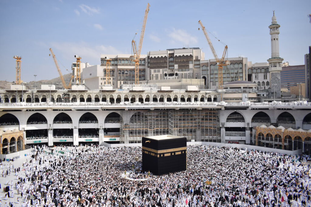 Paket-Umroh-Bulan-Agustus
